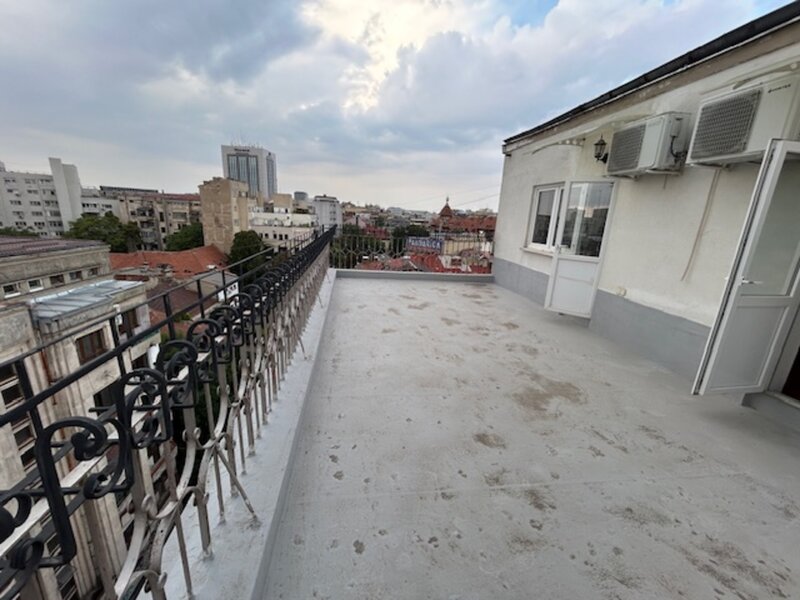 Romana, ultracentral, blocul Scriitorilor, unic investitie, sigura 130 mp