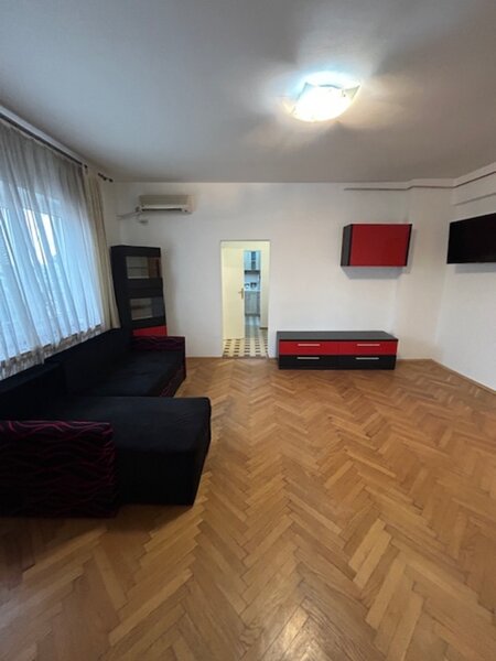Romana, ultracentral, blocul Scriitorilor, unic investitie, sigura 130 mp